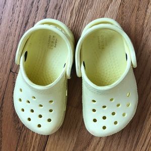 CROCS toddler classic clog citrus yellow size 5